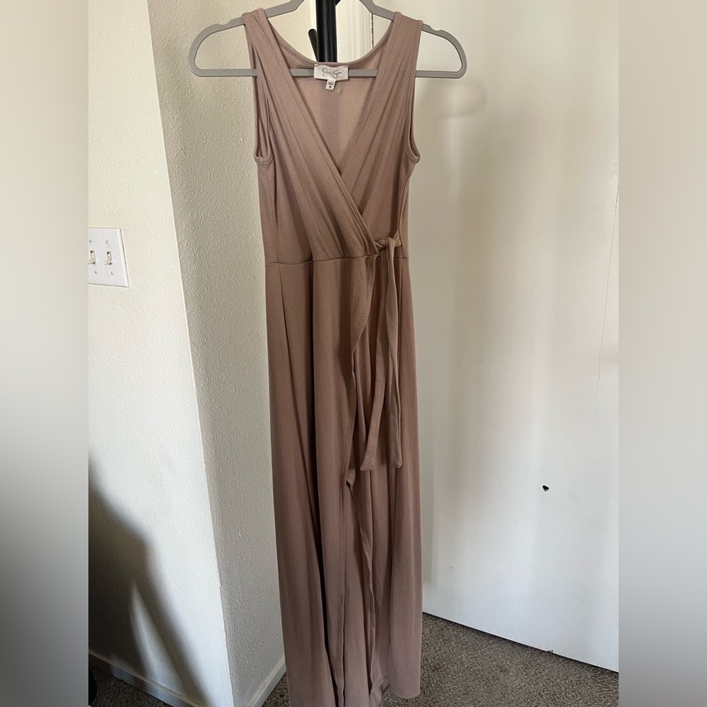Sleeveless Blush Rose Maxi Dress